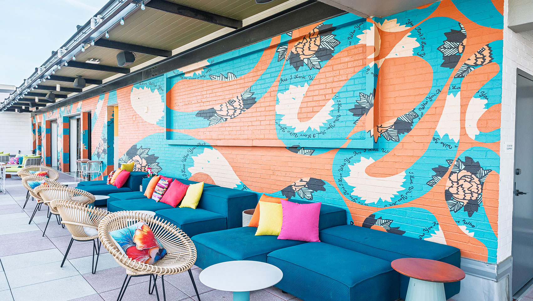 St. Julep Spring Pop Up Outdoor Seating