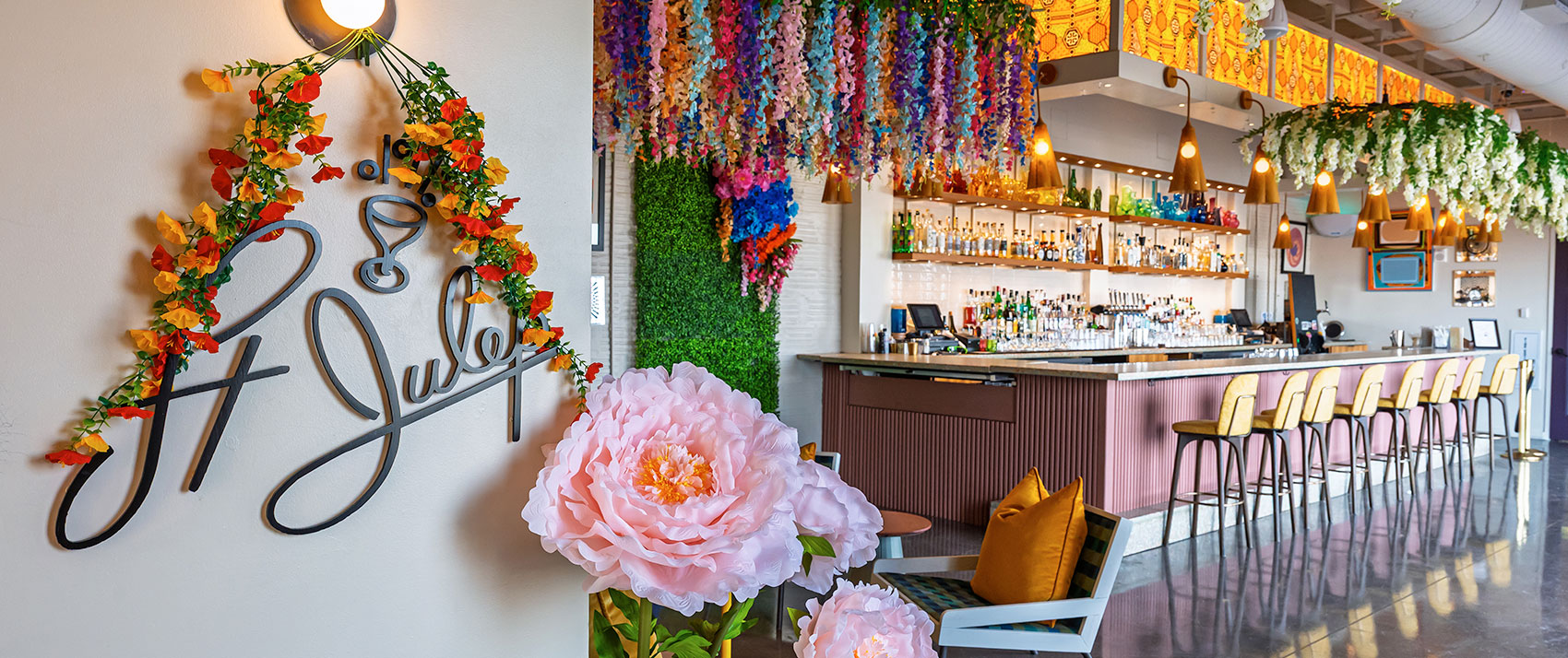 St. Julep Spring Pop Up Decor